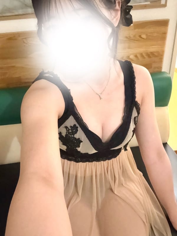 みい